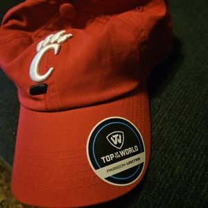 Top of the world Cincinnati Bearcats hat.  Adjustable one size fits all. NWT
